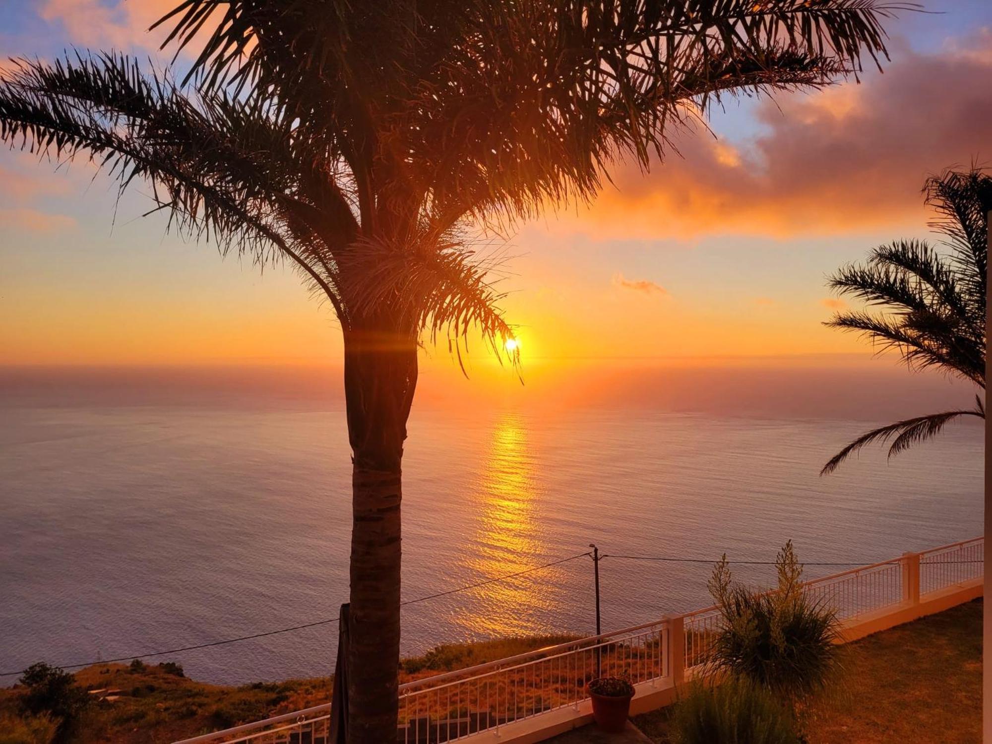 The Best Sea View In Madeira - Casa Farol Fajã da Ovelha Buitenkant foto